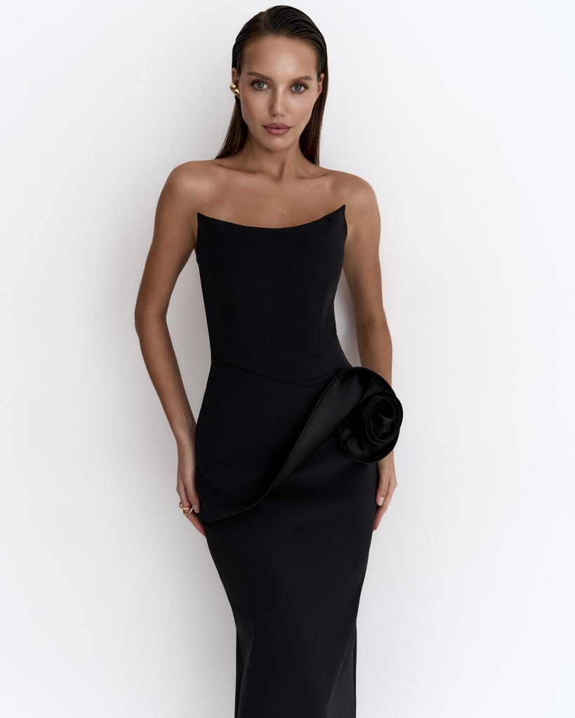 Rose black